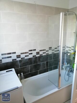  Appartement à louer 3 pièces 70 m²