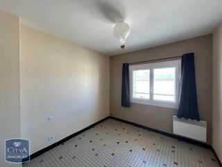  Appartement à louer 4 pièces 71 m²