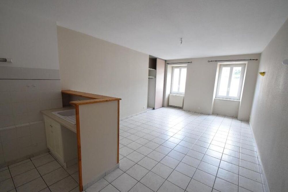 location Appartement - 4 pice(s) - 85 m Vals-les-Bains (07600)