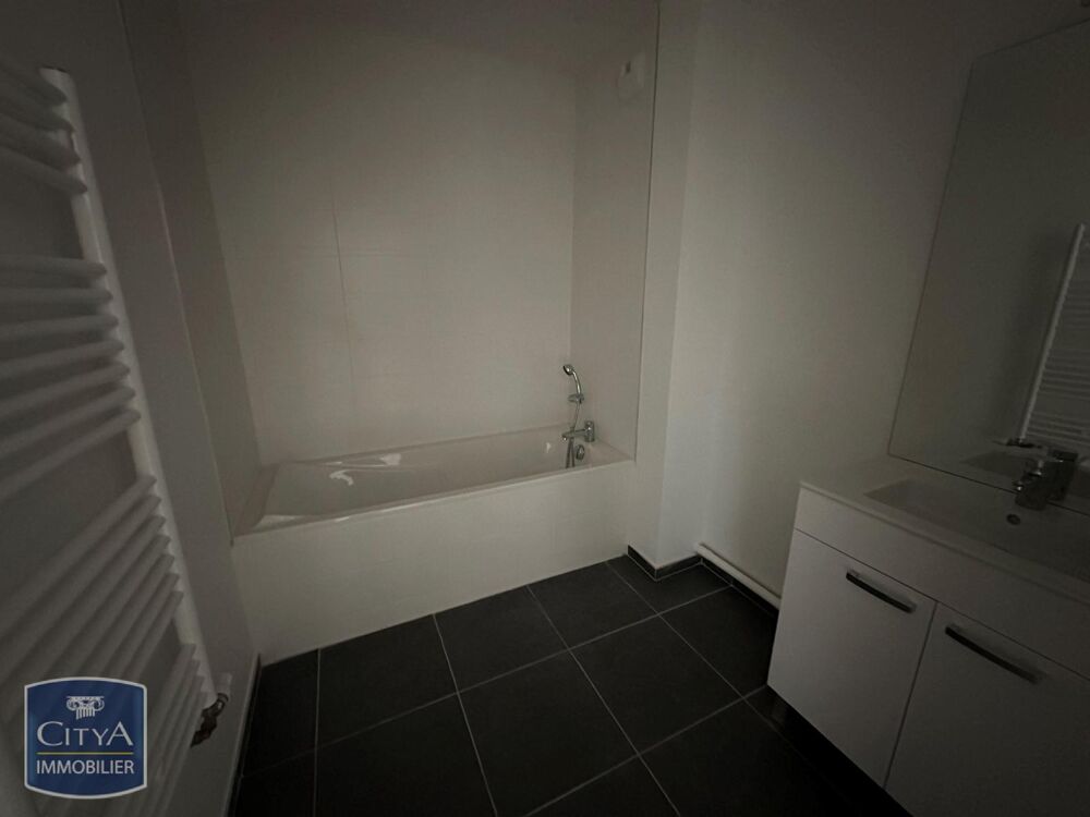 location Appartement - 3 pièce(s) - 59 m² Tinqueux (51430)