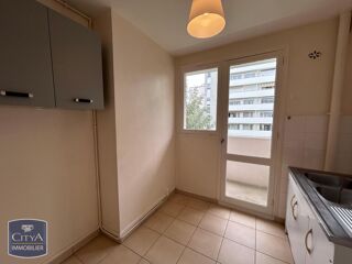  Appartement à louer 3 pièces 56 m²