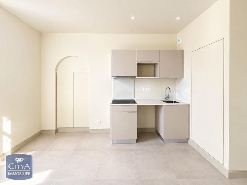location Appartement - 3 pièce(s) - 76 m² Chinon (37500)