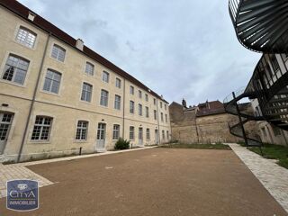  Appartement à louer 3 pièces 67 m²