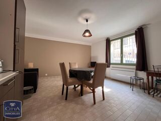  Appartement à louer 2 pièces 37 m²