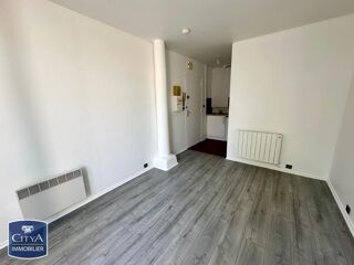  Appartement à louer 1 pièce 19 m²