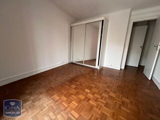  Appartement à louer 2 pièces 57 m²