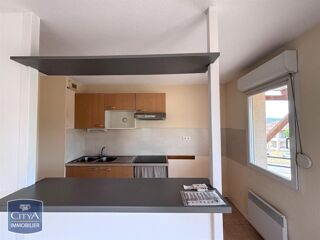  Appartement à louer 3 pièces 55 m²