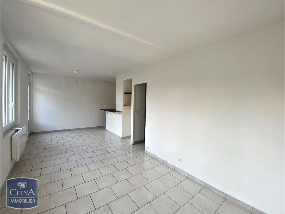 location Maison - 3 pièce(s) - 66 m² Fontaine-de-Vaucluse (84800)