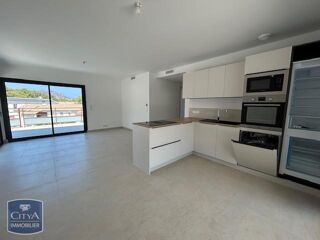  Appartement à louer 4 pièces 93 m²