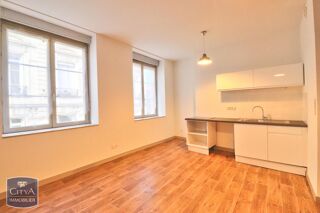  Appartement à louer 2 pièces 50 m²