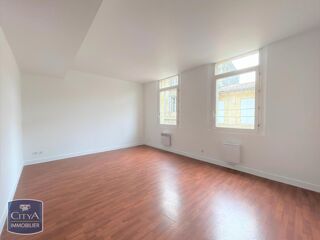  Appartement à louer 3 pièces 64 m²