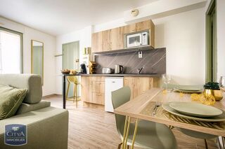  Appartement à louer 2 pièces 42 m²