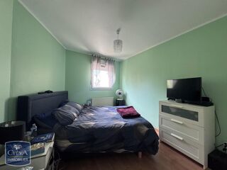  Appartement à louer 4 pièces 86 m²