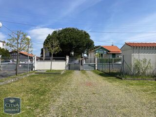  Parking / Garage � louer 