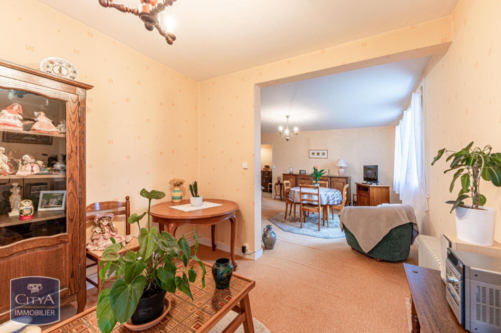 location Appartement - 4 pièce(s) - 78 m² Bourges (18000)