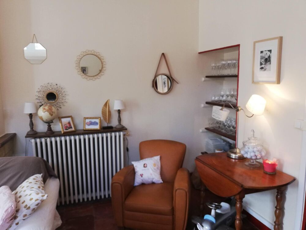 location Appartement - 5 pièce(s) - 157 m² Saint-Laurent-d'Arce (33240)