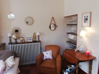  Appartement à louer 5 pièces 157 m²