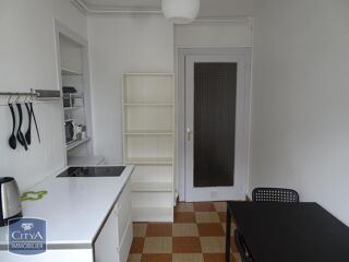  Appartement à louer 1 pièce 33 m²