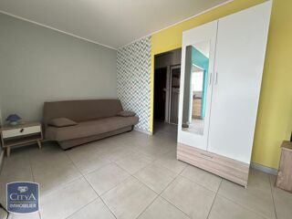  Appartement à louer 1 pièce 32 m²