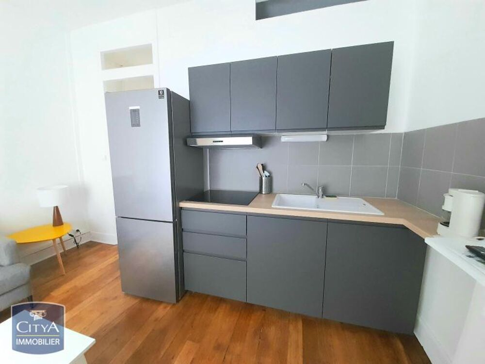 location Appartement - 3 pièce(s) - 41 m² Lyon 7