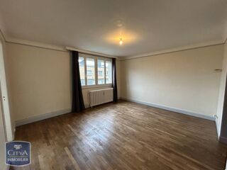  Appartement à louer 4 pièces 63 m²