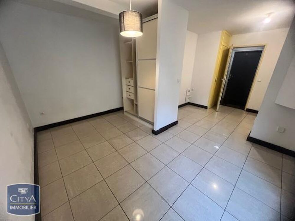 location Appartement - 1 pièce(s) - 23 m² La Possession (97419)