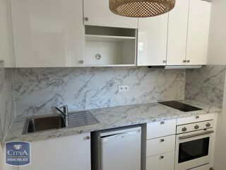  Appartement à louer 2 pièces 44 m²