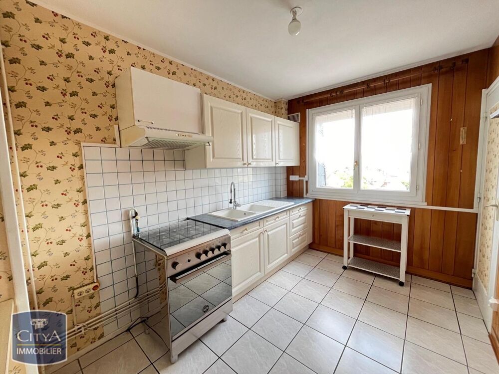 location Appartement - 5 pièce(s) - 102 m² Bourges (18000)