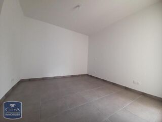  Appartement à louer 2 pièces 35 m²