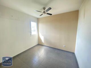  Appartement à louer 3 pièces 65 m²