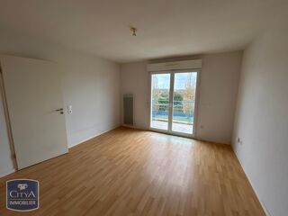  Appartement à louer 2 pièces 37 m²