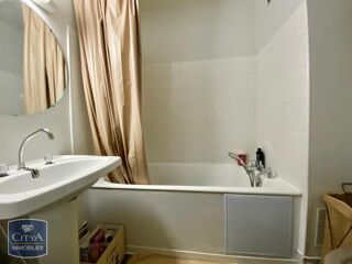  Appartement à louer 1 pièce 28 m²