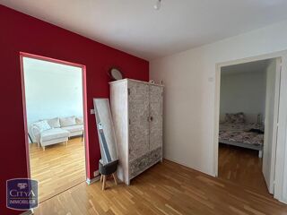  Appartement à louer 4 pièces 75 m²