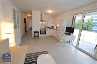  Appartement à louer 2 pièces 44 m²