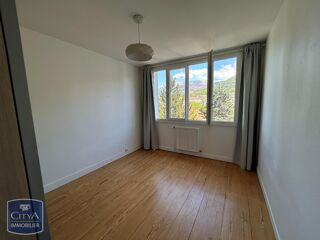  Appartement � louer 3 pi�ces 84 m�