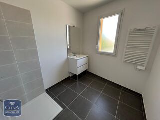  Appartement à louer 3 pièces 63 m²