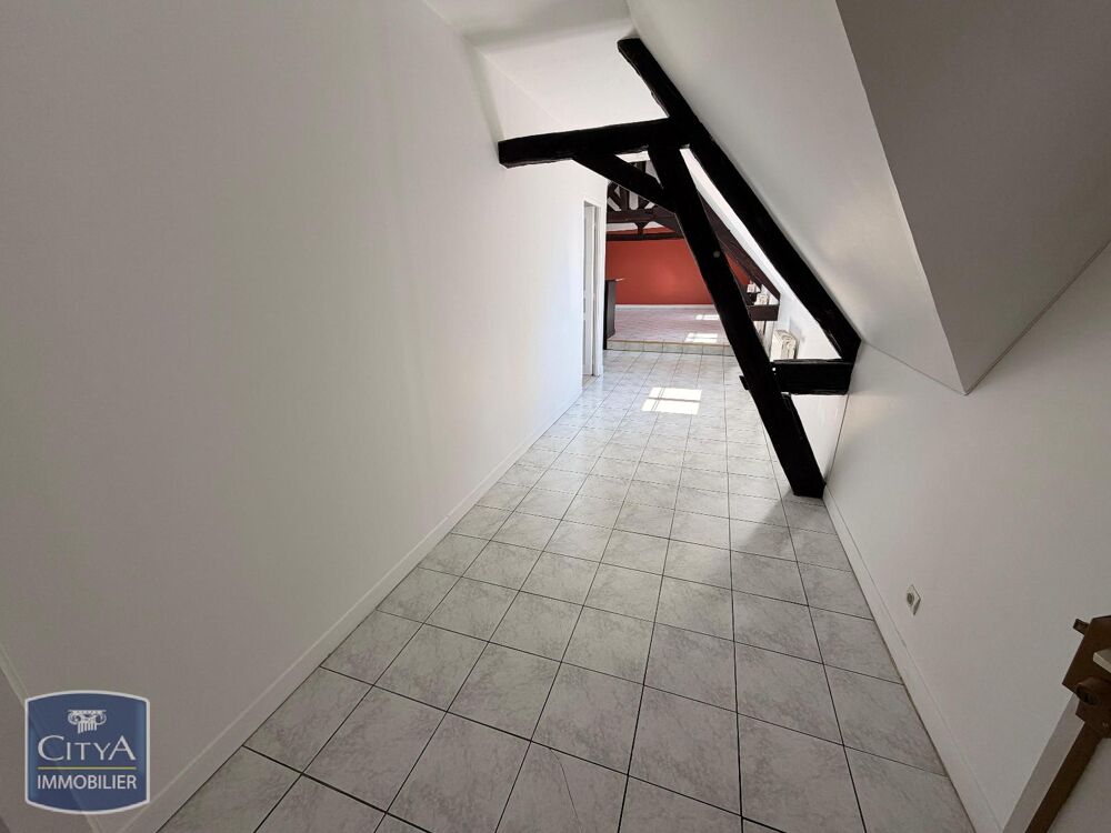 location Appartement - 4 pièce(s) - 84 m² Laon (02000)