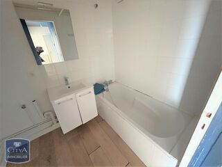  Appartement à louer 3 pièces 56 m²
