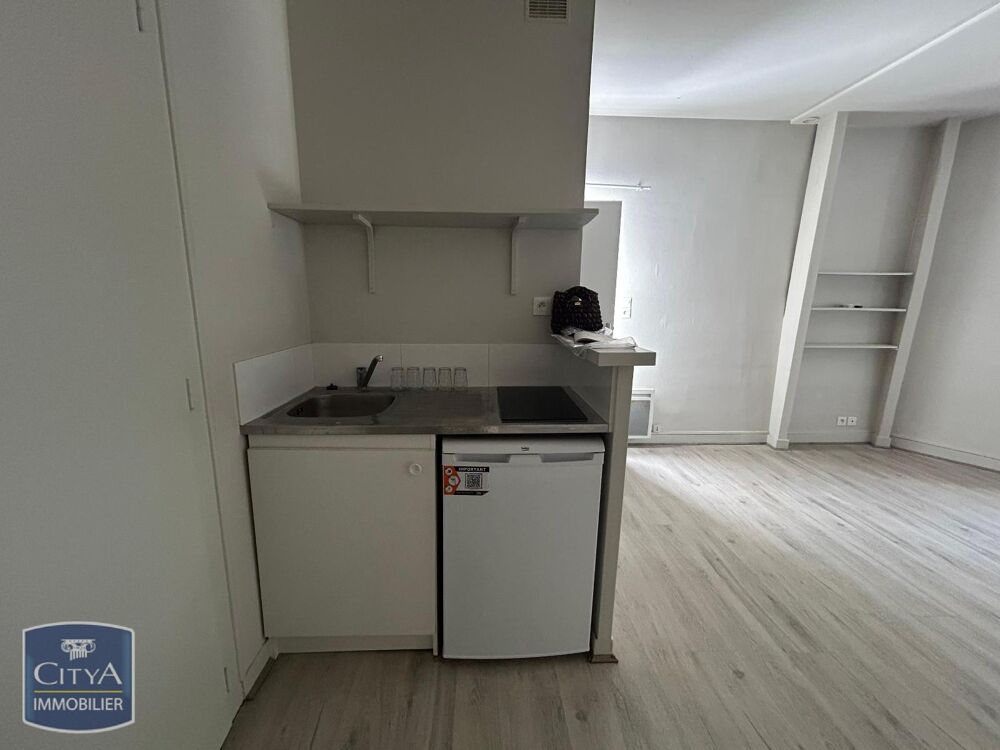 location Appartement - 1 pièce(s) - 21 m² Poitiers (86000)