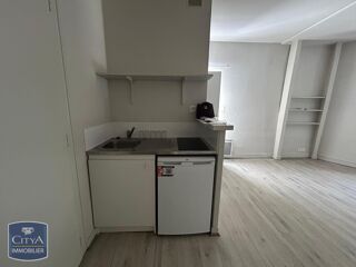  Appartement à louer 1 pièce 21 m²