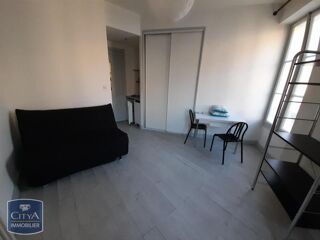  Appartement à louer 1 pièce 17 m²