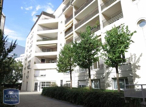  Parking / Garage  louer 10 m