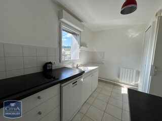  Appartement � louer 4 pi�ces 80 m�