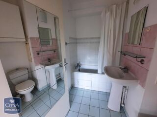  Appartement à louer 1 pièce 32 m²