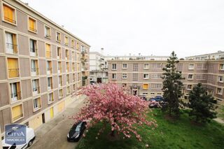 Appartement à louer 2 pièces 46 m²