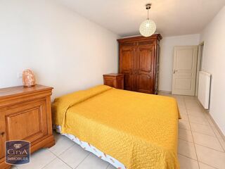 location Appartement - 3 pièce(s) - 74 m² Salon-de-Provence (13300)