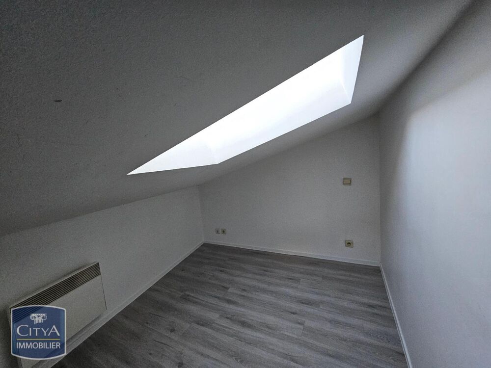 location Appartement - 1 pièce(s) - 10 m² Poitiers (86000)