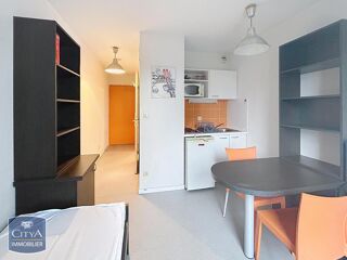  Appartement à louer 1 pièce 19 m²