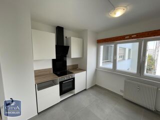  Appartement à louer 3 pièces 89 m²