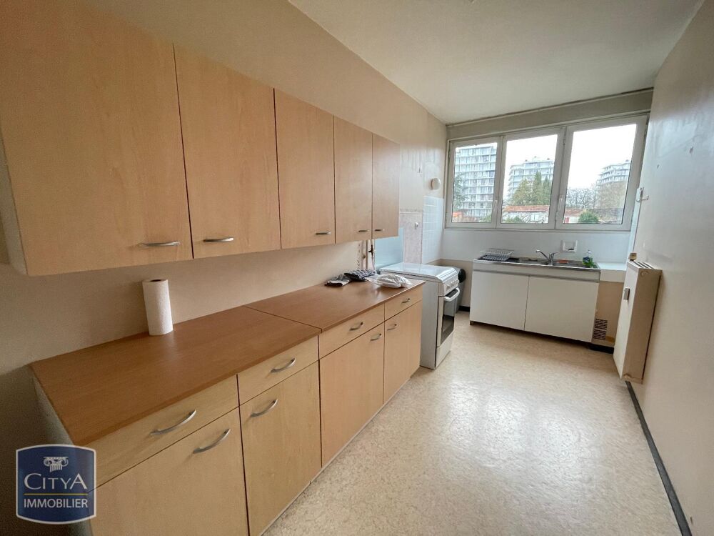 location Appartement - 2 pièce(s) - 49 m² Angoulême (16000)